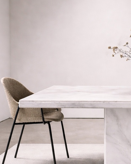 Noctra Core Dining Table - View 3