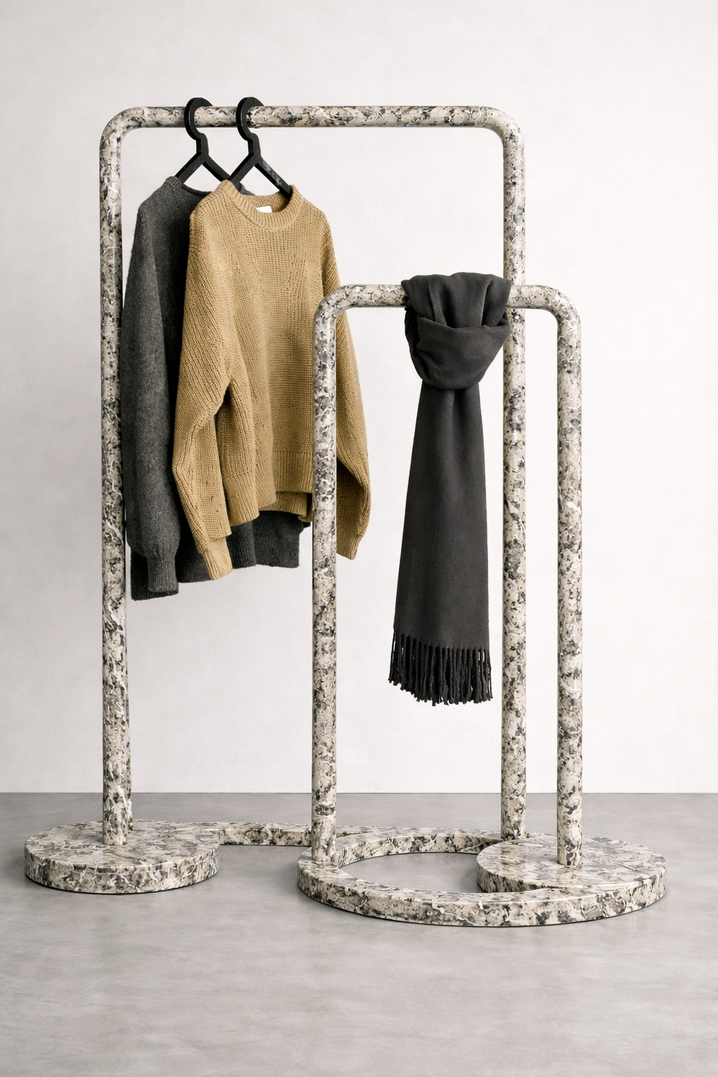 Dual Door Living Closet - Granito Rosavelle
