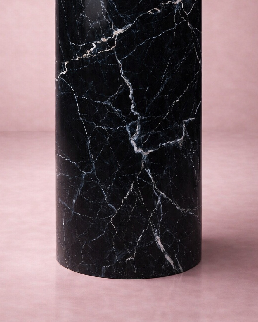Rod Plinth - View 3
