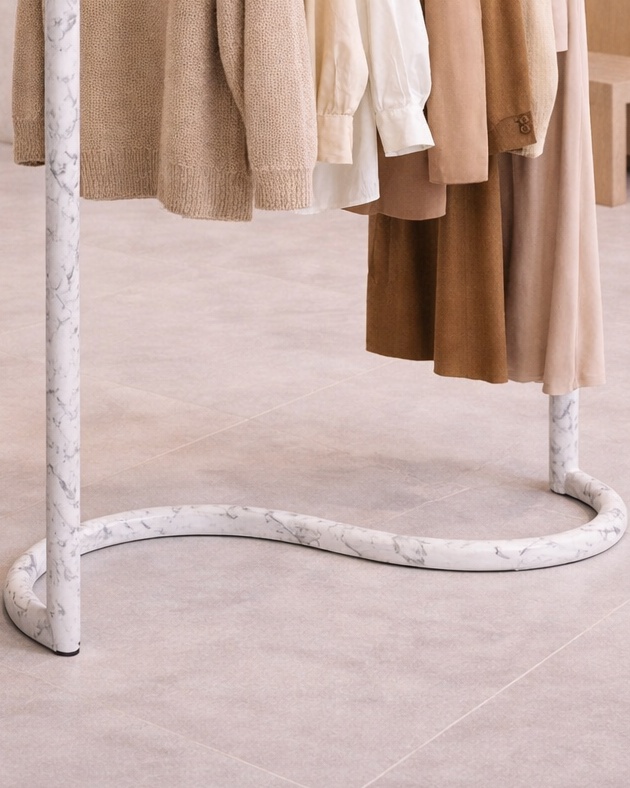 Atelier Arc Stand - View 3