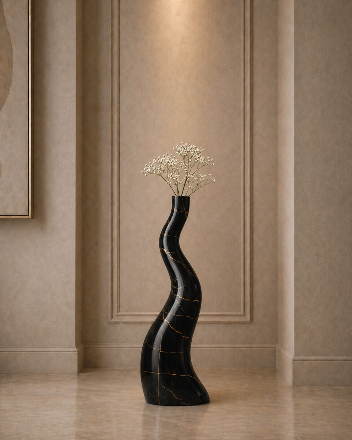 Serpentine Flow Vase